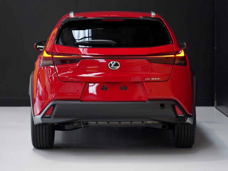 2025 Lexus UX 300h Limited 2.0P HV ECVT FWD image 5