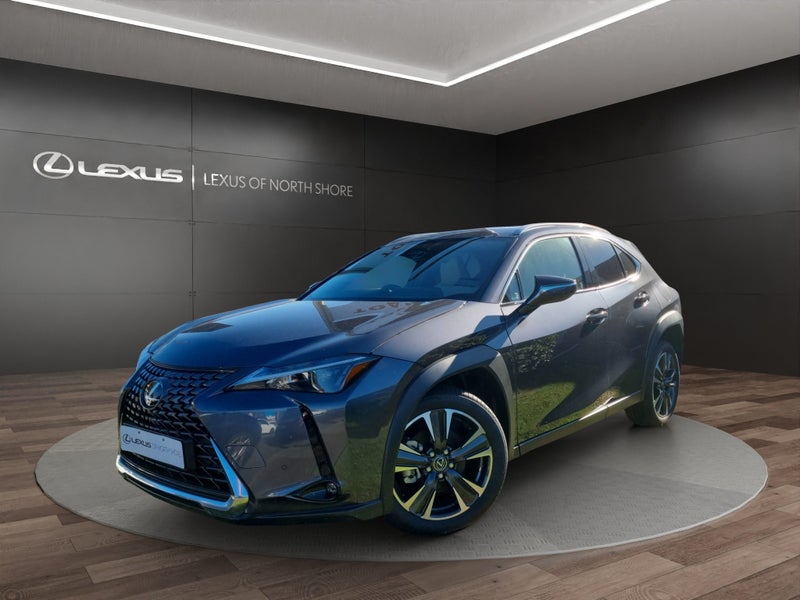2025 Lexus UX 300h Premium 2.0L Hybrid FWD SUV image 3
