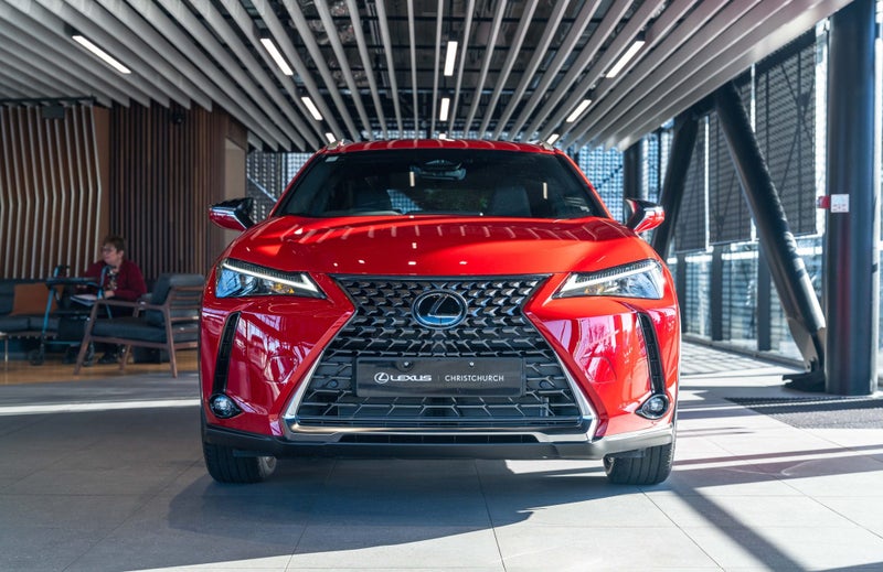 2025 Lexus UX 300h Premium 2.0L Hybrid Petrol S... image 4