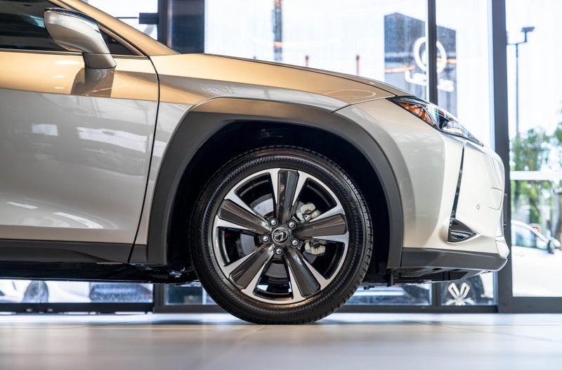 2025 Lexus UX 300h Premium 2.0L Hybrid Petrol S... image 4