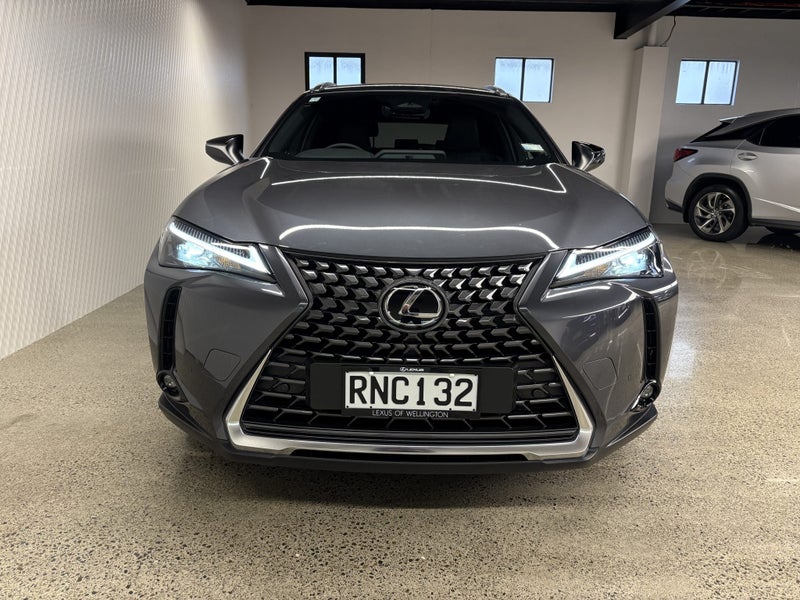 2025 Lexus UX 300h Premium 2.0P HV ECVT FWD SUV... image 2