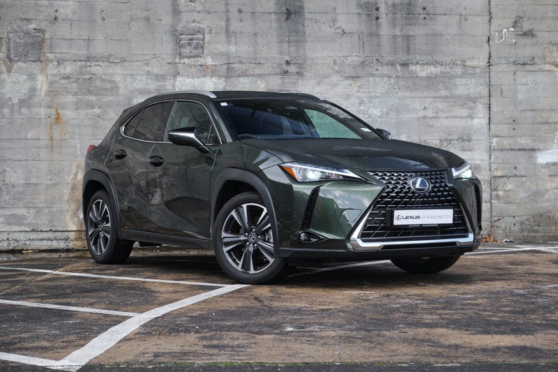 2025 Lexus UX 300h Premium 2.0P HV ECVT FWD SUV... image 1