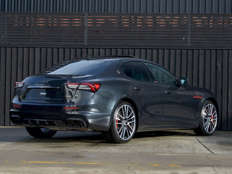 2025 Maserati Ghibli Trofeo image 3