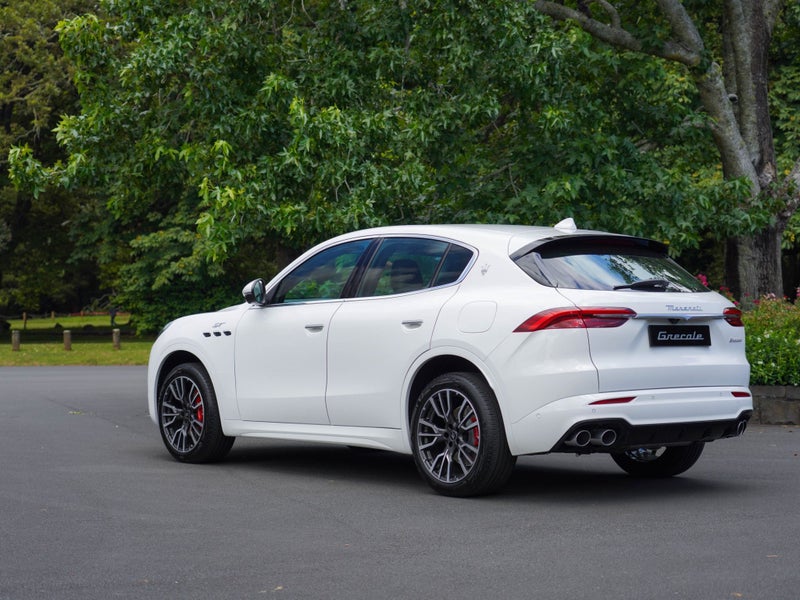2025 Maserati Grecale GT 2.0P Turbo 300HP AWD H... image 2