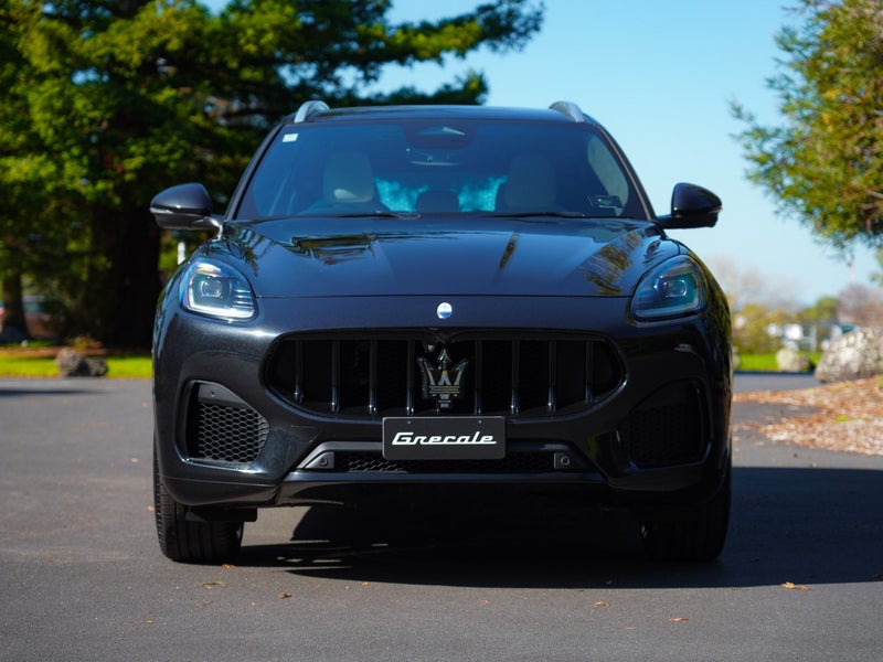 2025 Maserati Grecale Modena 2.0P Turbo 330HP AWD image 3