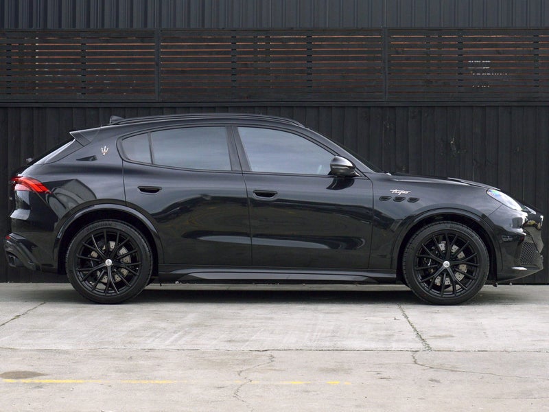 2025 Maserati Grecale Trofeo image 2
