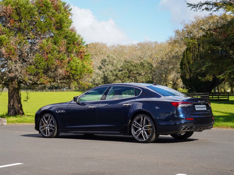 2025 Maserati Quattroporte Modena 3.0P V6 Bi-Tu... image 2