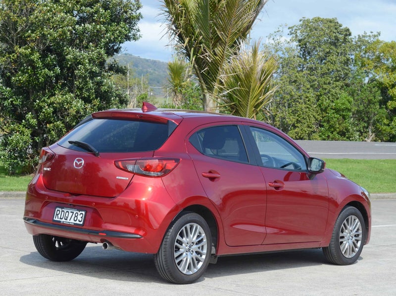 2025 Mazda 2 GSX image 4
