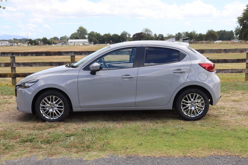 2025 Mazda 2 GSX 1.5L image 4
