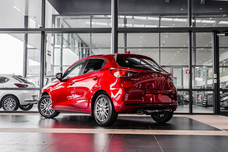 2025 Mazda 2 Gsx 1.5P/6At image 4