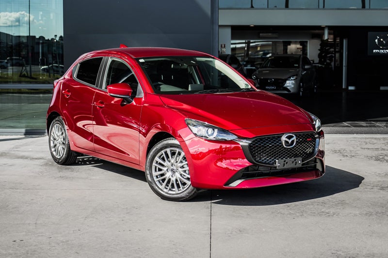 2025 Mazda 2 GSX 1.5P/6At image 1