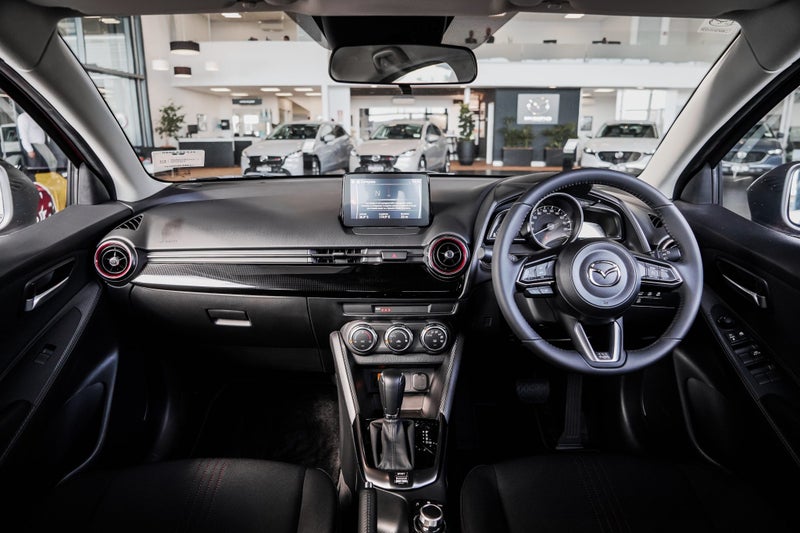 2025 Mazda 2 GSX 1.5P/6At image 3