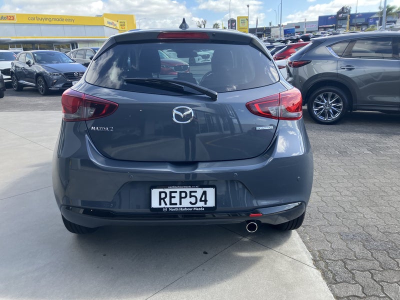 2025 Mazda 2 Gsx 1.5P/6At image 5