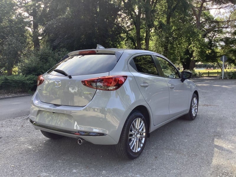 2025 Mazda 2 GSX image 2