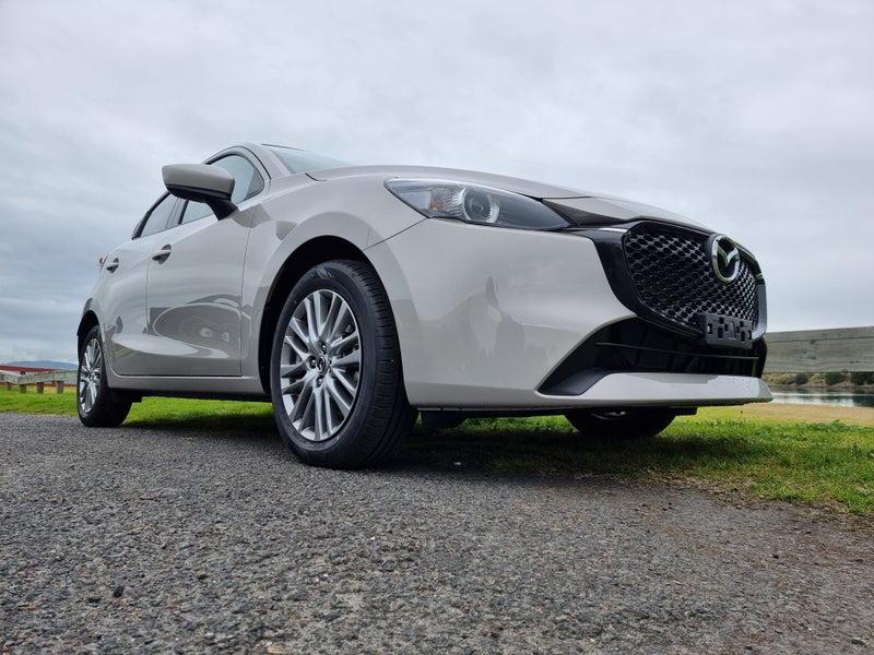 2025 Mazda 2 GSX HATCH 1.5 6AT image 5