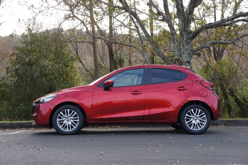 2025 Mazda 2 K LIMITED HATCH 1.5 6AT image 3