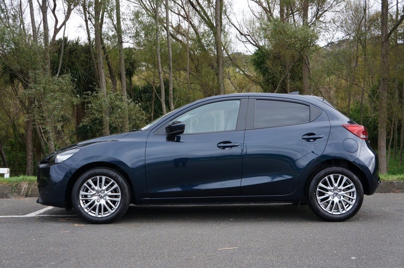 2025 Mazda 2 K LIMITED HATCH 1.5 6AT image 2