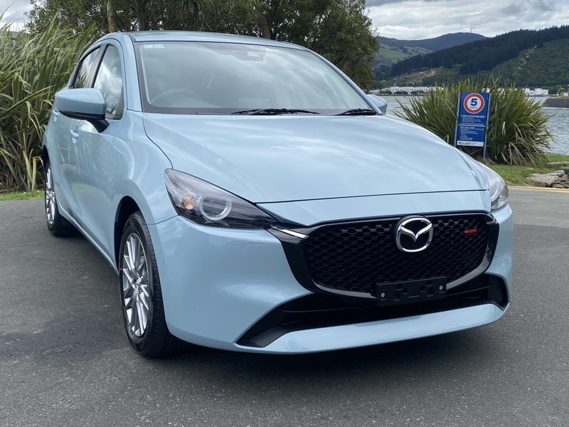 2025 Mazda 2 Mazda2 1.5 Hatch GSX 6AT image 3