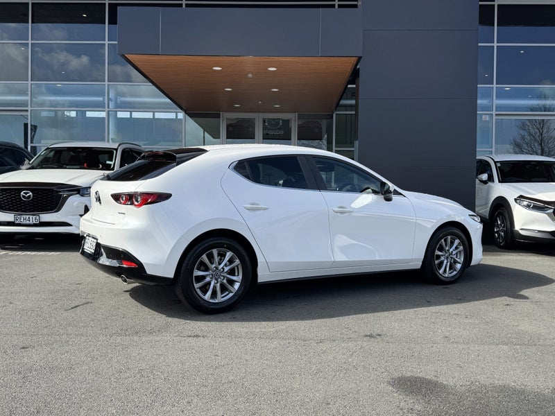 2025 Mazda 3 GSX 2.0L image 5