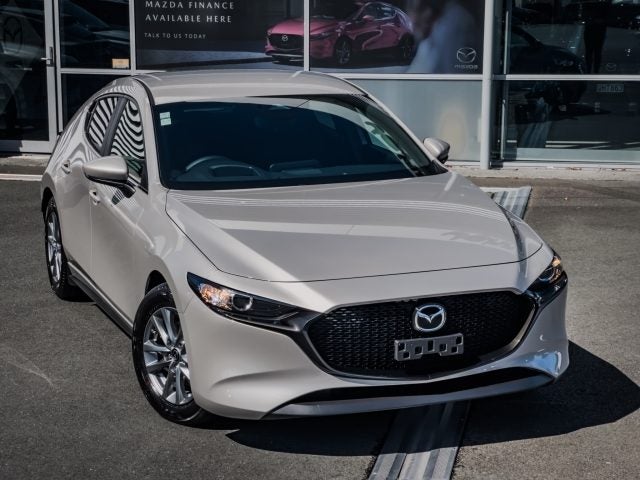 2025 Mazda 3 GSX 2.0L image 2
