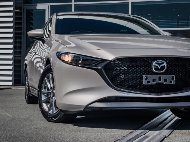 2025 Mazda 3 GSX 2.0L image 3