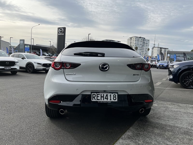 2025 Mazda 3 Homura 2.5L image 4