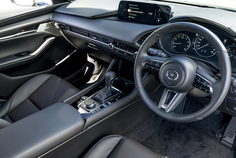 2025 Mazda 3 HOMURA 2.5L FWD Hatchback image 5