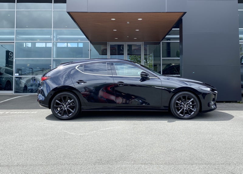 2025 Mazda 3 Homura 2.5P/6At image 2