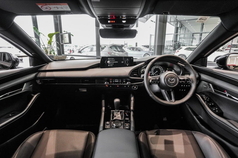 2025 Mazda 3 Homura 2.5P/6At image 2
