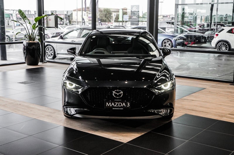 2025 Mazda 3 Homura 2.5P/6At image 3