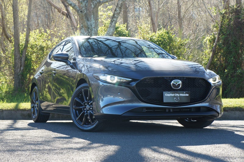 2025 Mazda 3 L HATCH 2.5 SP25 6AT image 1