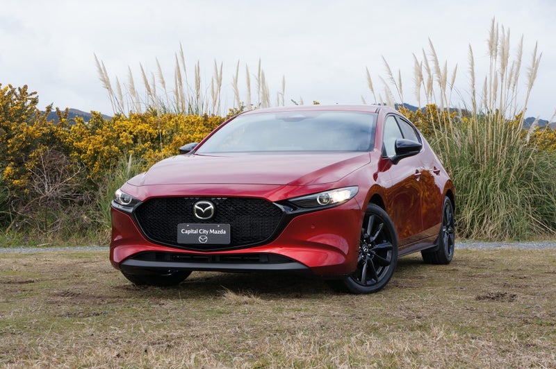 2025 Mazda 3 L HATCH 2.5 SP25 6AT image 4