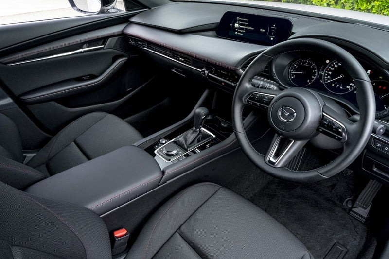 2025 Mazda 3 SP25 2.5L FWD Hatchback image 5