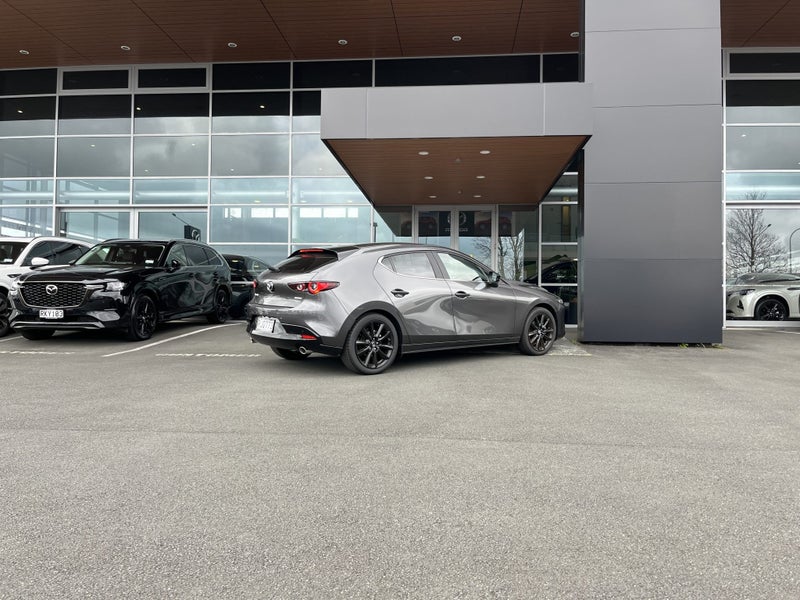 2025 Mazda 3 Sp25 2.5P/6At image 3