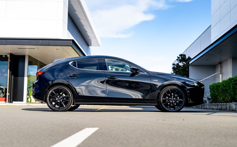 2025 Mazda 3 Takami 2.0 Skyactiv X Hybrid image 2