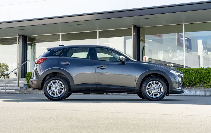 2025 Mazda CX-3 GLX 2.0 Petrol 6 Speed image 3