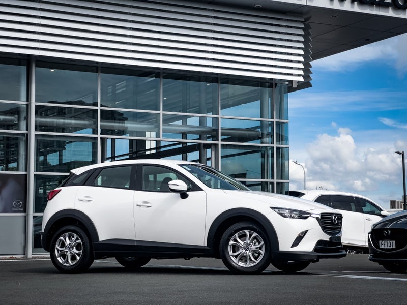 2025 Mazda CX-3 GLX 2WD 2.0L image 2