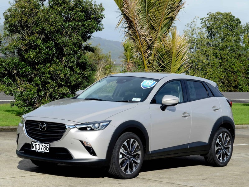 2025 Mazda CX-3 GSX image 3
