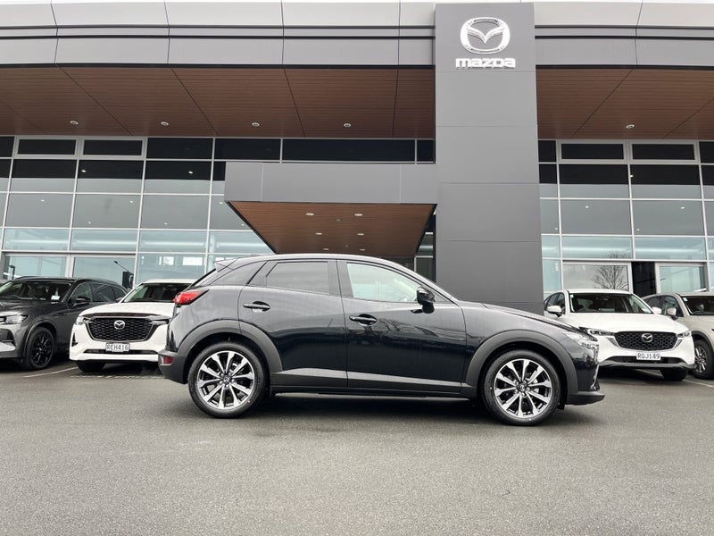 2025 Mazda CX-3 GSX FWD 2.0L image 3