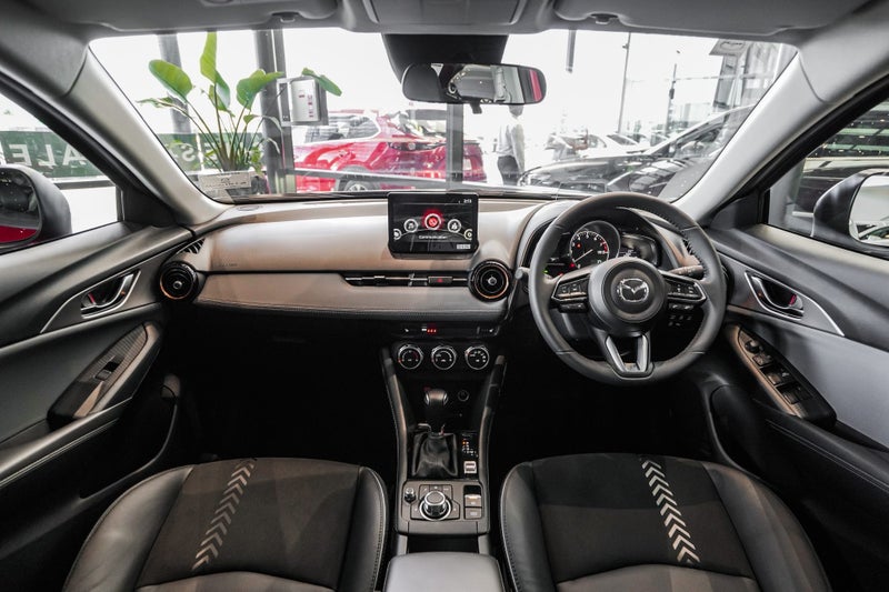 2025 Mazda CX-3 SP20 image 3