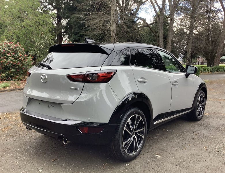 2025 Mazda CX-3 SP20 image 3