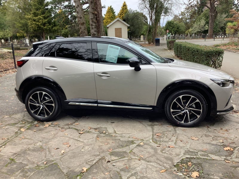 2025 Mazda CX-3 SP20 image 2