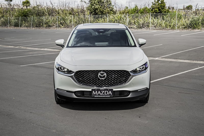 2025 Mazda CX-30 E AWD LTD 2.5 6AT image 2