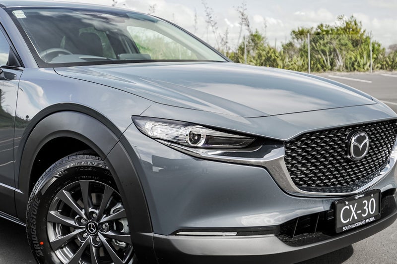 2025 Mazda CX-30 E FWD GSX 2.0 6AT image 5
