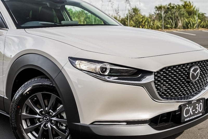 2025 Mazda CX-30 E FWD GSX 2.0 6AT image 4