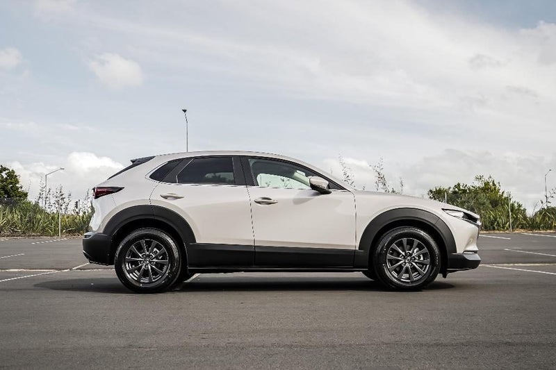 2025 Mazda CX-30 E FWD GSX 2.0 6AT image 5