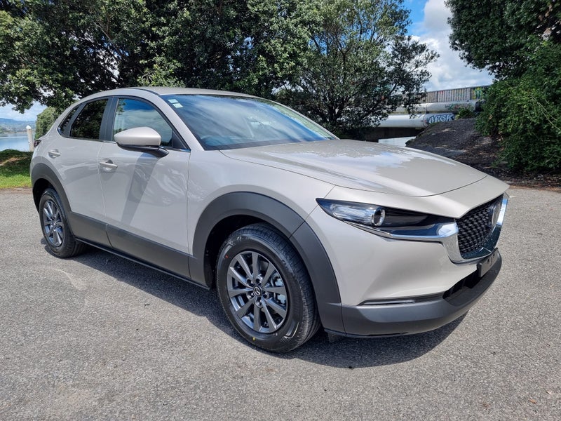 2025 Mazda CX-30 FWD GSX 2.0 6AT image 1
