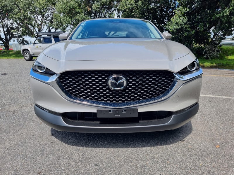 2025 Mazda CX-30 FWD GSX 2.0 6AT image 4