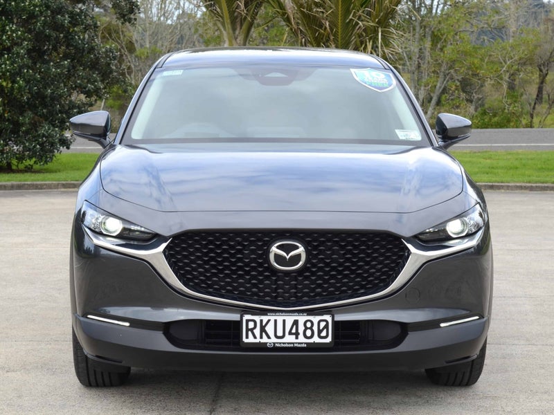 2025 Mazda CX-30 GSX image 2