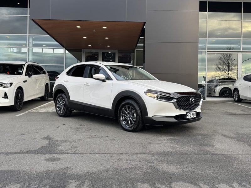 2025 Mazda CX-30 GSX FWD 2.0L image 3